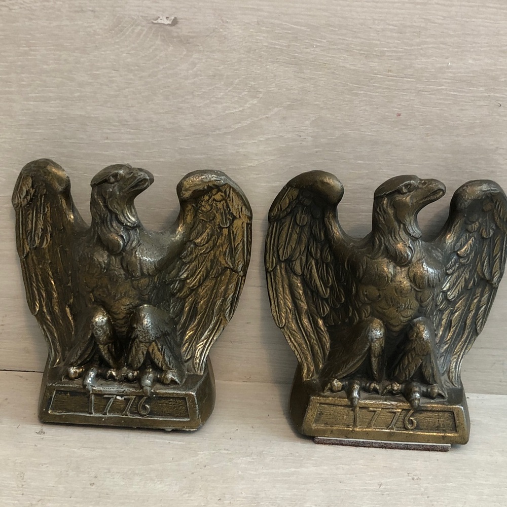 60s Mid Century Colonial Virginia Patriotic 1776 Brass Eagle Bookends Pls Read